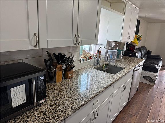 5th image of 2565 W Water Avenue