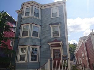 40 White Pl #1, Brookline, MA 02445