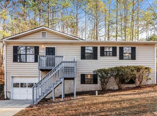 4107 Rocky Face Dr, Douglasville, GA