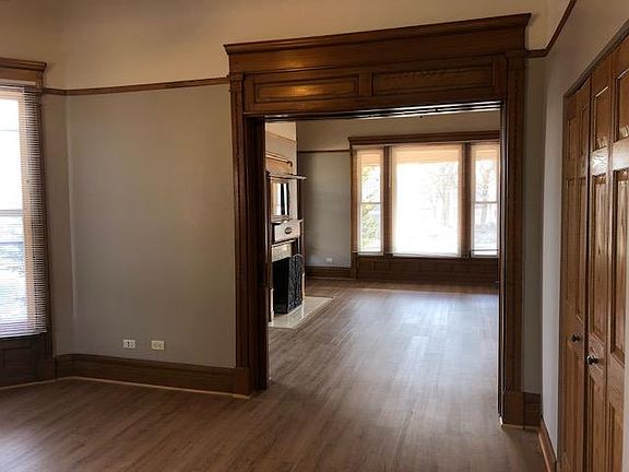 4th image of 620 W Highland Ave #101