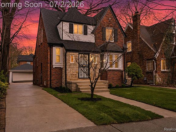 2nd image of 5991 Bishop St