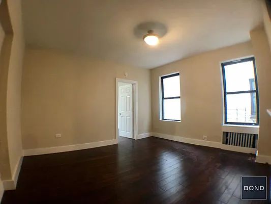 Rented by Bond New York | media 18