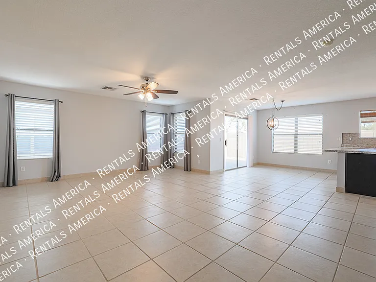 1324 S Mosley Ct — Photo 3