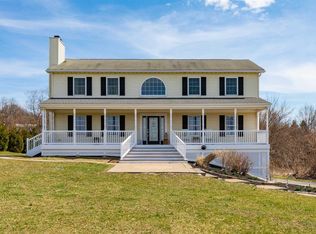 4 Robin Ln, Wappingers Falls, NY 12590