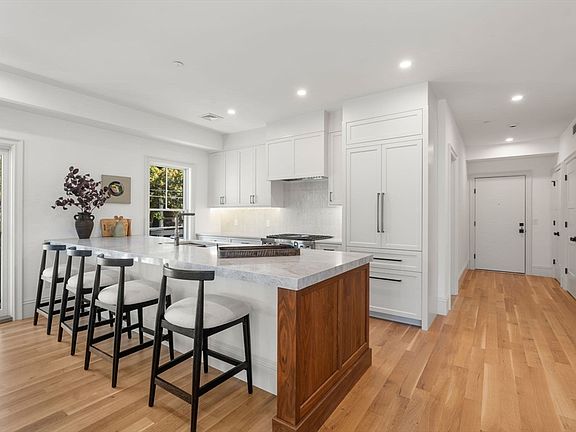 2nd image of 69 Williams St #3