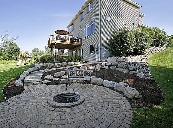 2nd image of 6389 Hartford Cir