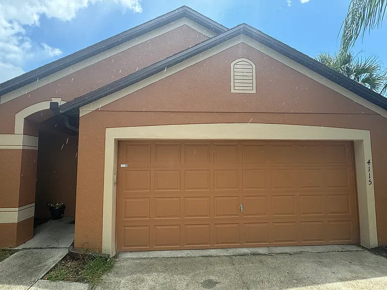 4115 Millicent Cir — Photo 2