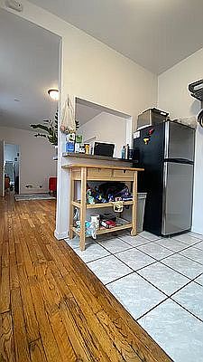 4th image of 90 Stanton St #4B