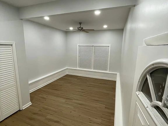 5th image of 1100 Jewell Ave