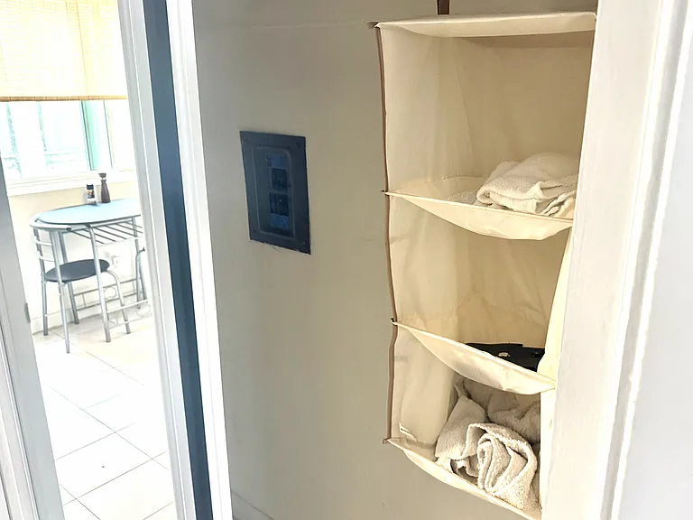415 Gravilla St #15 — Photo 10