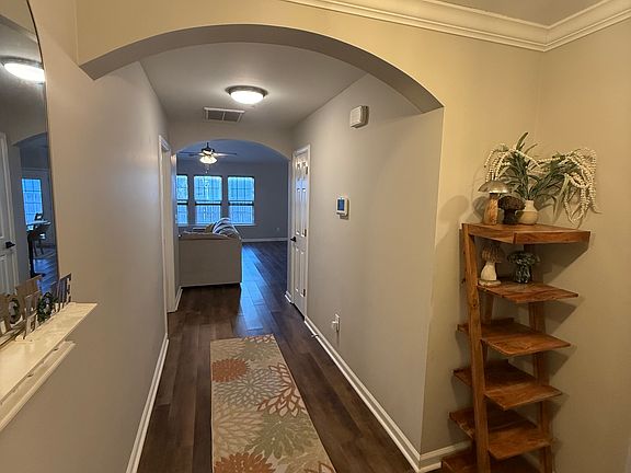 4th image of 115 Mayfield Dr
