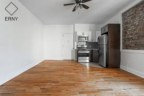 1st image of 70 Clarkson Ave #6