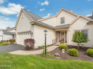 17 Walden Fields Dr, Delmar, NY 12054