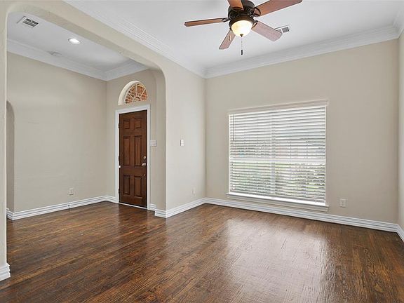 4th image of 2201 High Meadow Dr
