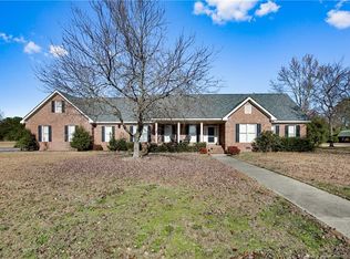6083 Gallberry Farms Rd, Hope Mills, NC 28348