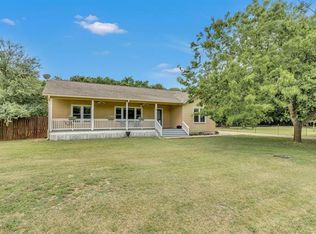 20 Country Way, Maxwell, TX 78656
