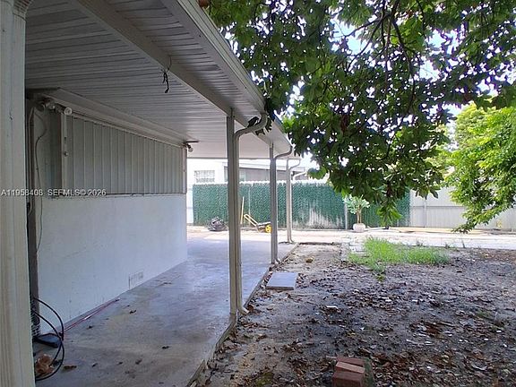 3rd image of 3052 SW 6th St