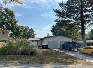 4319 N 58th St, Omaha, NE 68104