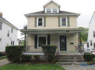 1035 Rawson Pl, Fremont, OH 43420