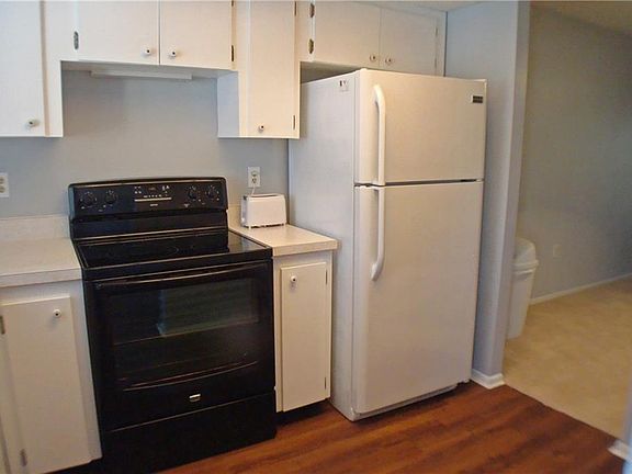 4th image of 3626 Lake Bayshore Dr #K-304