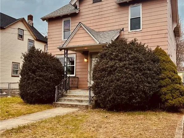 27 Raymond Street, Waterbury, CT 06706