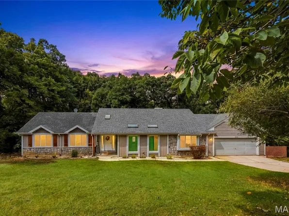 18409 Woodland Meadows Dr, Glencoe, MO 63038