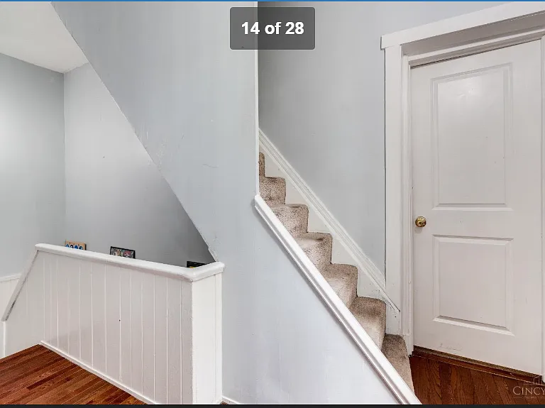 326 Emming St — Photo 1