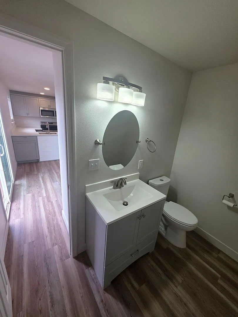 Second Street Apt — Photo 4