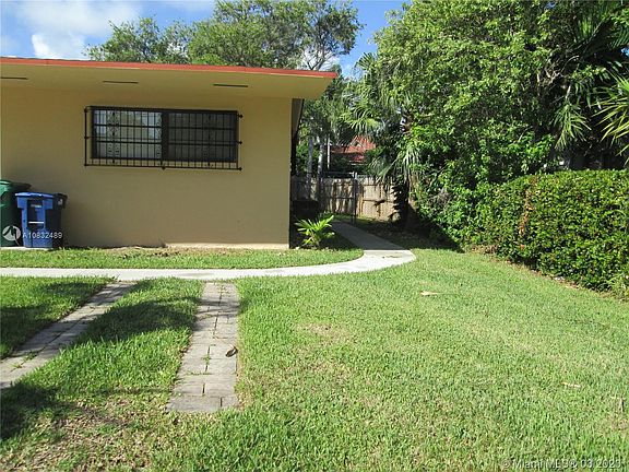 4th image of 18510 Atlantic Blvd Unit 1