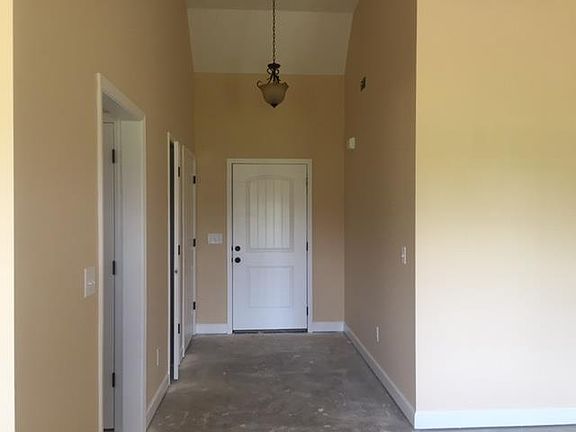 2nd image of 1023 Coral Lot 26