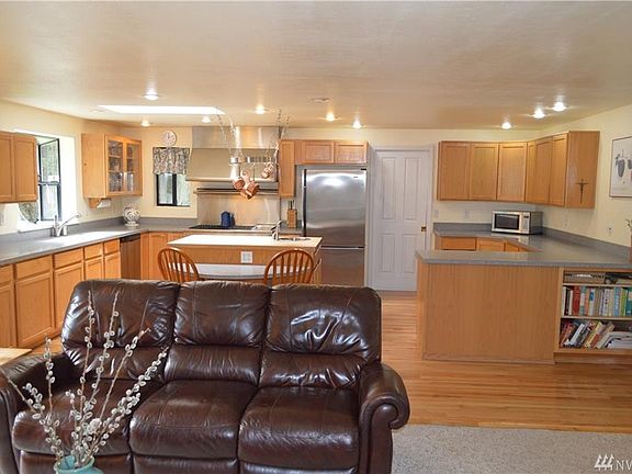5th image of 5619 Indian Crest Ln NE