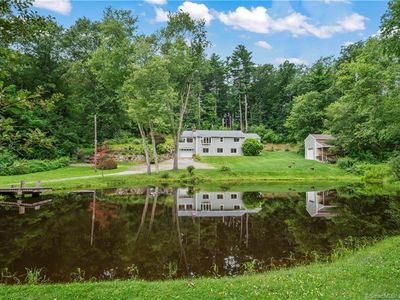 82 Huntingtown Road, Newtown, CT, 06470