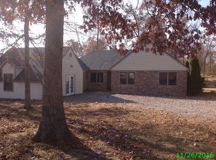 3055 Happy Hollow Rd, Hopkinsville, KY 42240