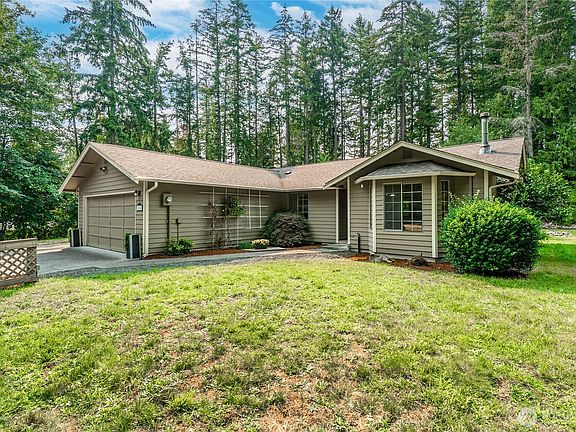 3rd image of 14342 Brandie Court SE