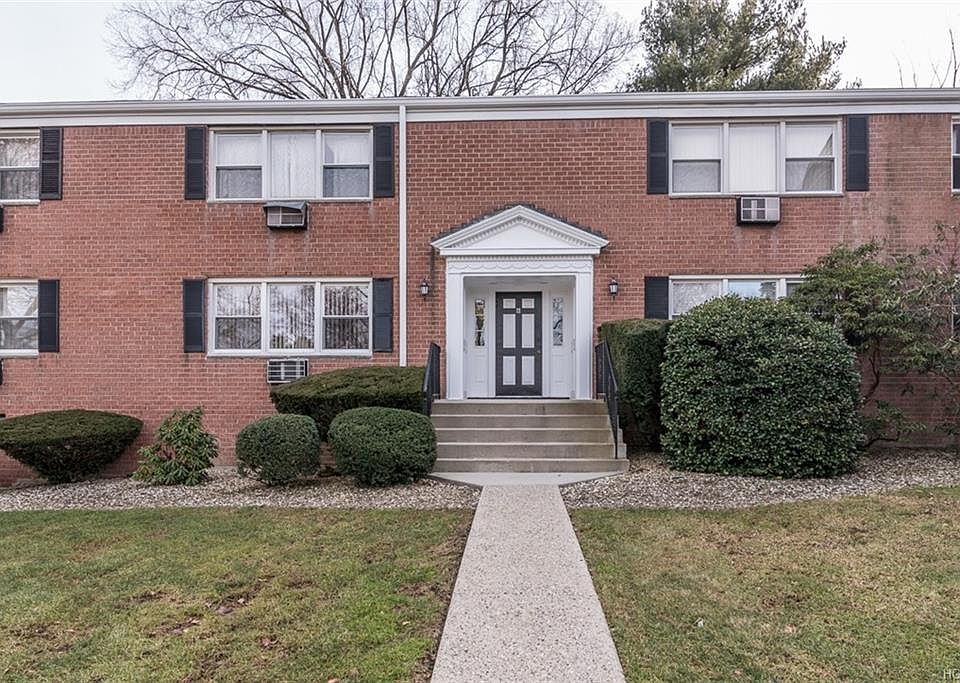 1st image of 6 Oxford Ct APT 8001