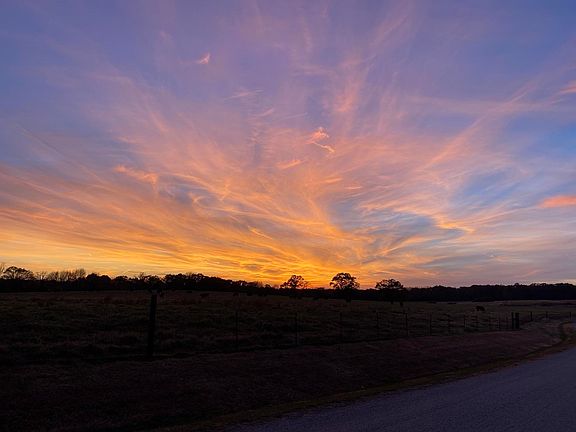 4th image of 365 Belle Farms Rd