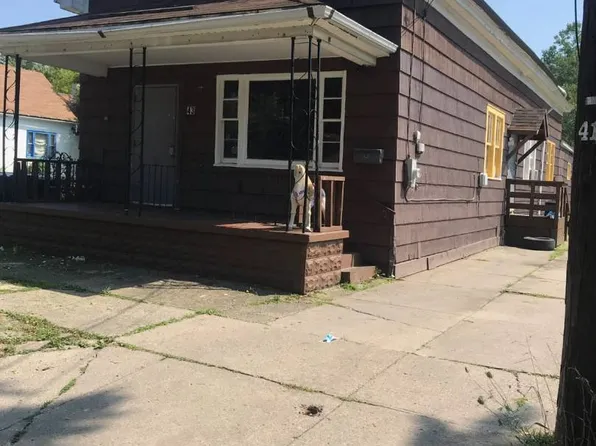 43 Deshler St, Buffalo, NY 14212