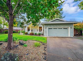 196 Barrio Way, Windsor, CA 95492