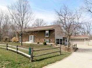 7079 Concho Dr, Delavan, IL 61734