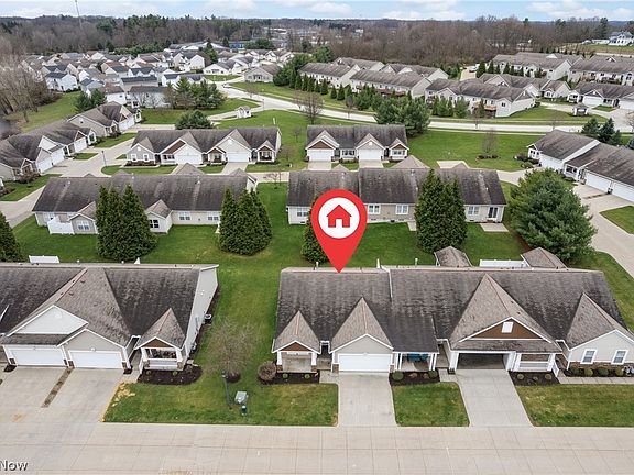 2nd image of 3068 Somerset Dr