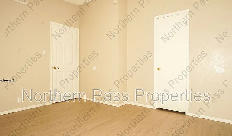 2917 E Glen Dr #B — Photo 14