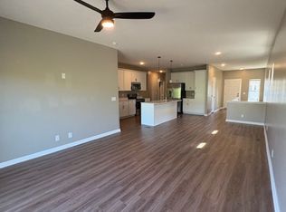 8132 S 178th St, Omaha, NE 68136