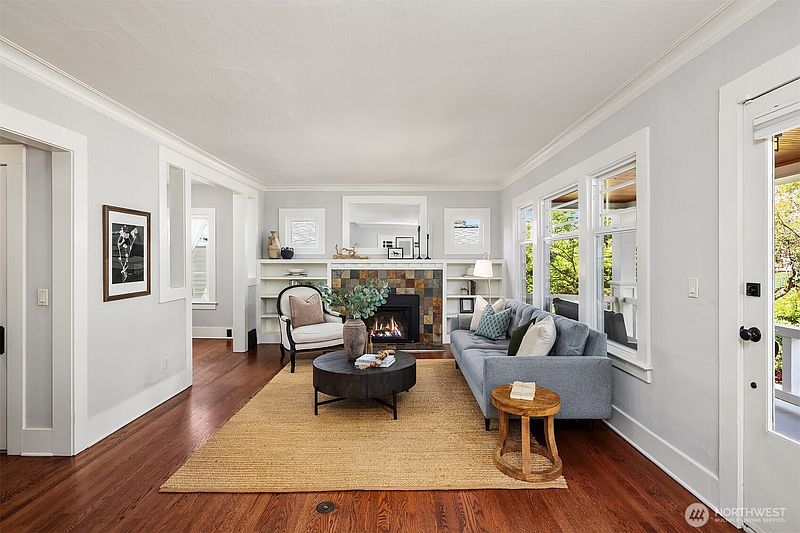 3rd image of 135 NE 53rd Street