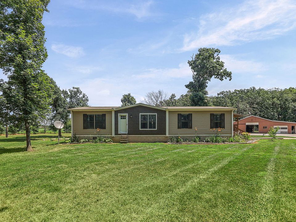1st image of 21824 Southwoods Ln