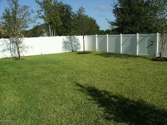 3rd image of 293 Palazzo Cir