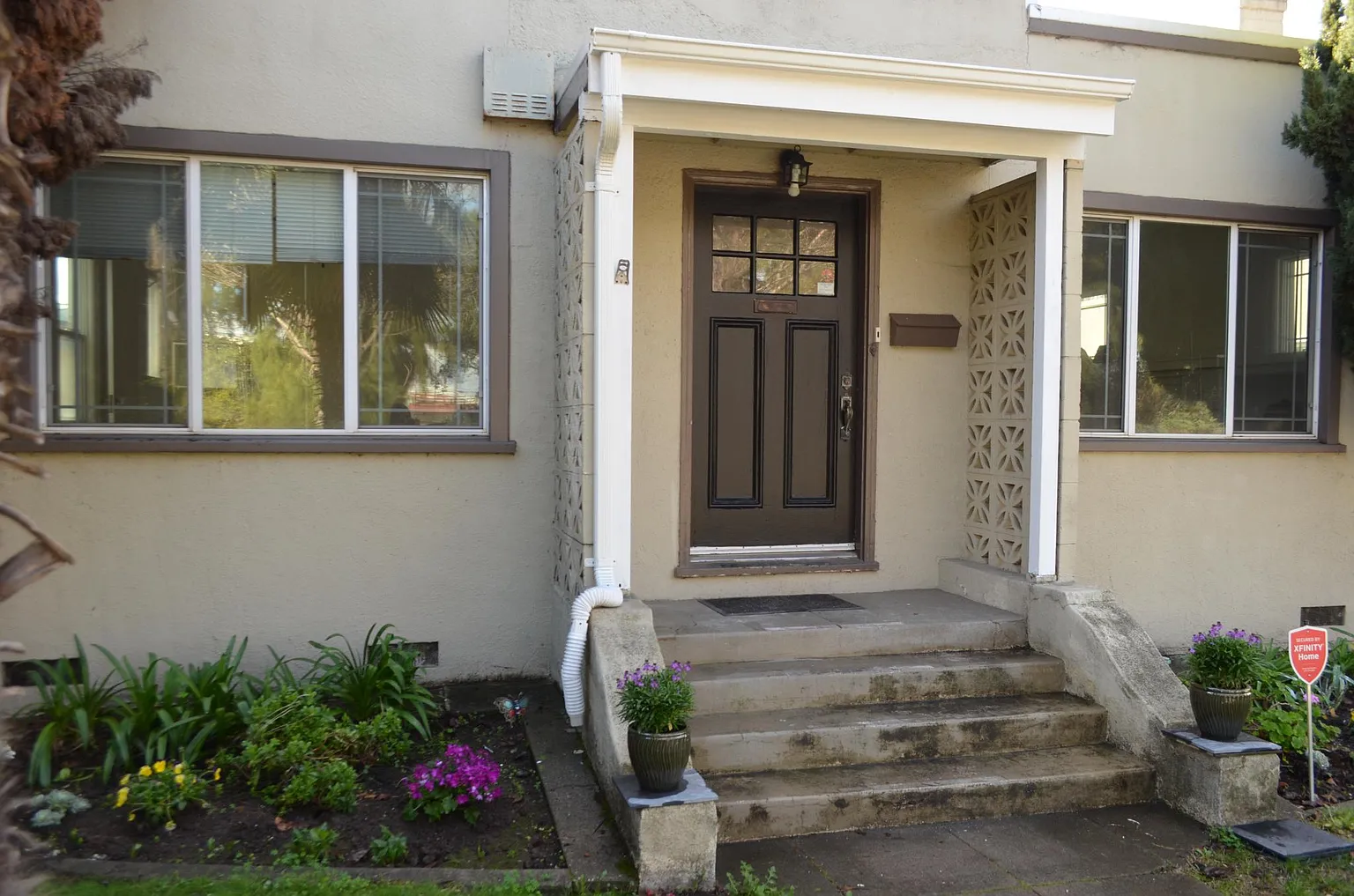 1423 California Dr photo 1