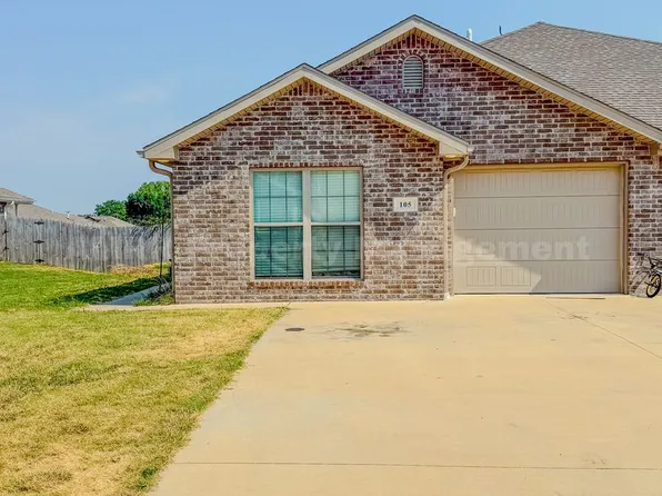 105 Anita Plz, Carl Junction, MO 64834