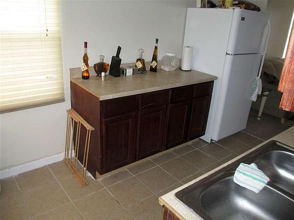 2nd image of 4921 Prescott Ave