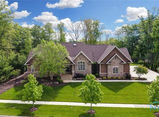 8397 E Woodland Trl, Findlay, OH 45840