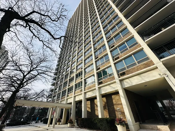 88 W Schiller St APT 1105L, Chicago, IL 60610